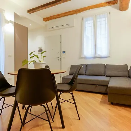 Apartament Residenza Santo Stefano Bolonia